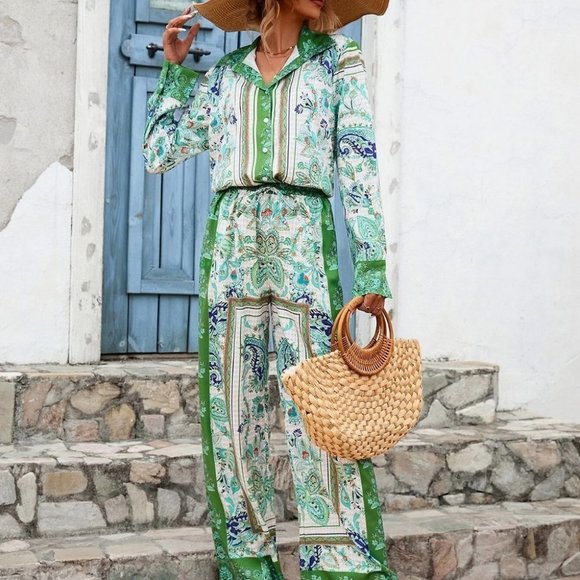 Coord set  Scarf Print Button Front Shirt & Wide Leg Pants - Picture 3 of 5